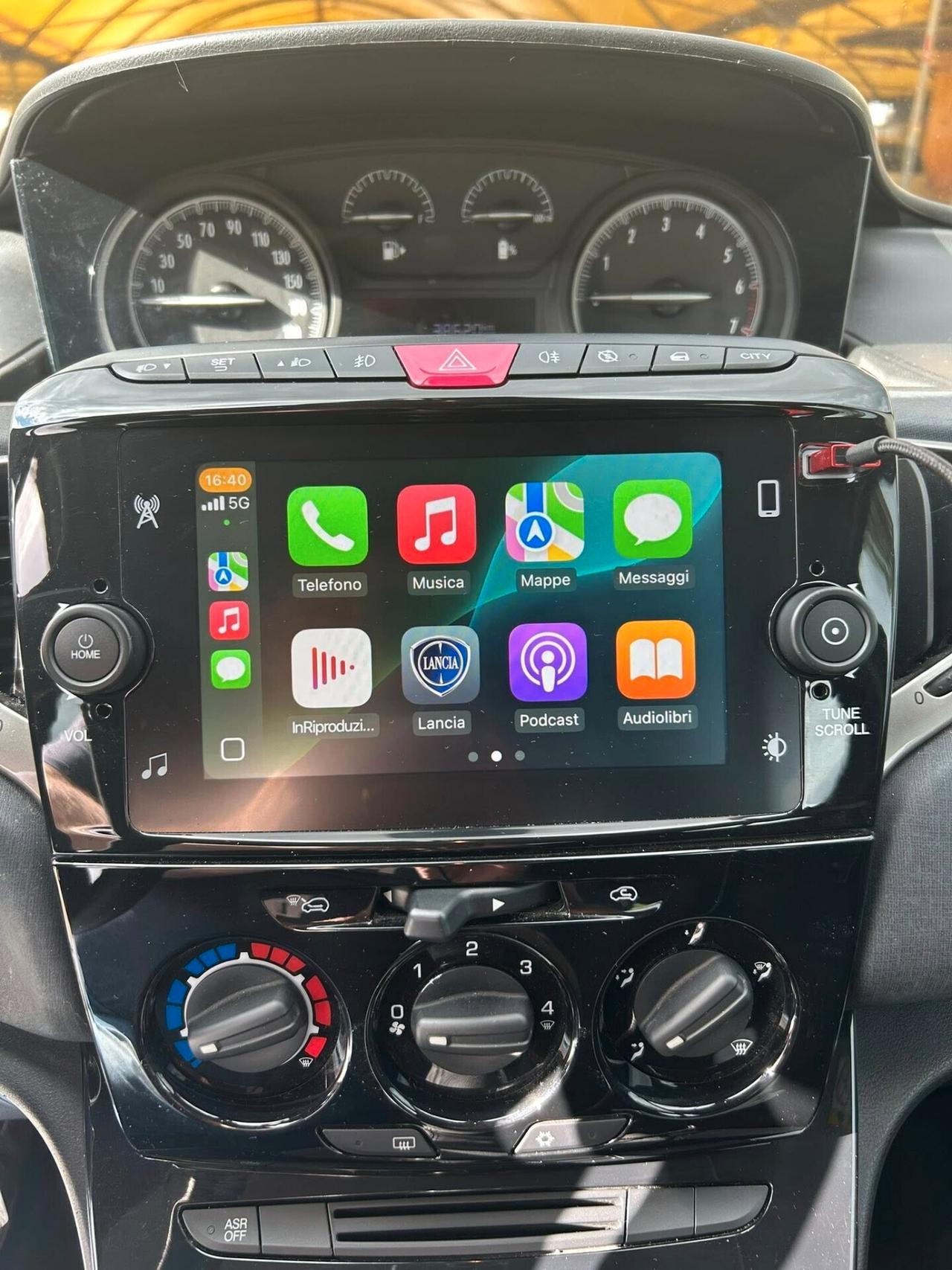 Lancia Ypsilon 1.0 Hybrid Gold uniproprietario