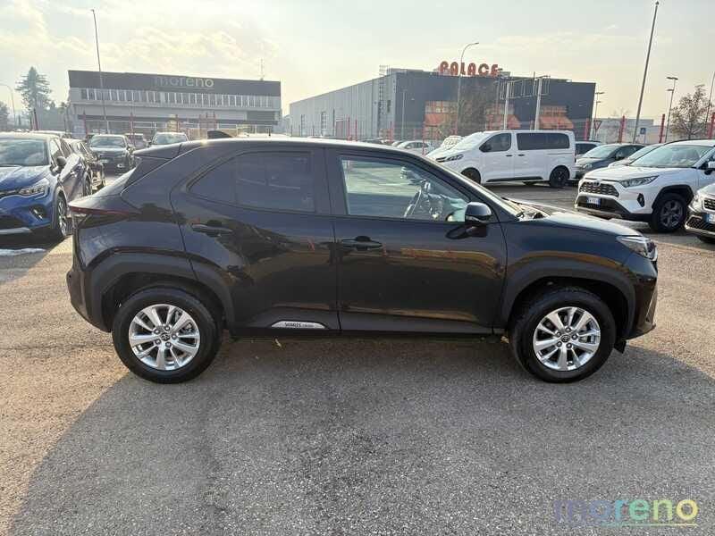 Toyota Yaris Cross 1.5h Business fwd 116 CV e-cvt