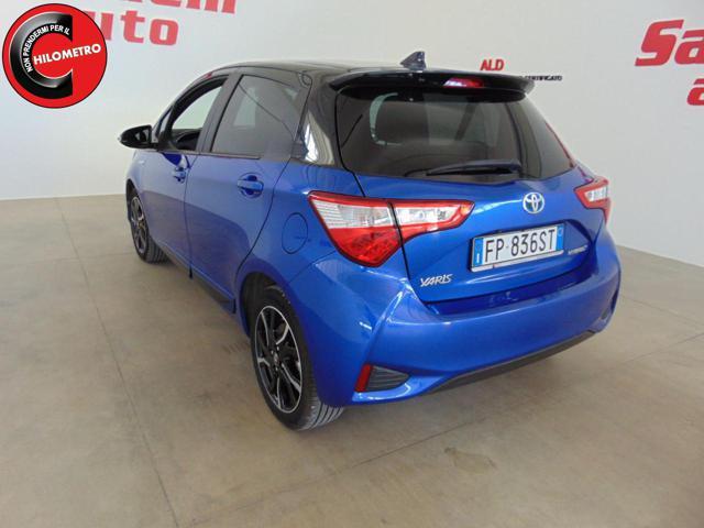 TOYOTA Yaris 1.5 Hybrid 5 porte Trend "Blue Edition"