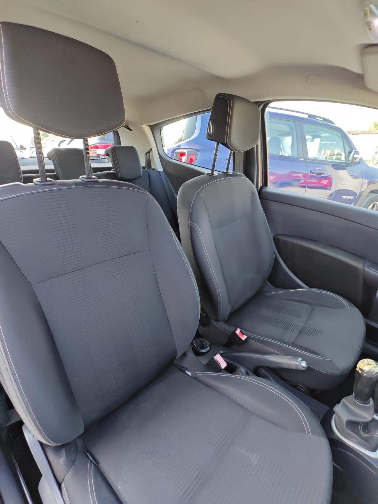 Renault Clio 1.2 benzina e gpl 75 cv garantita