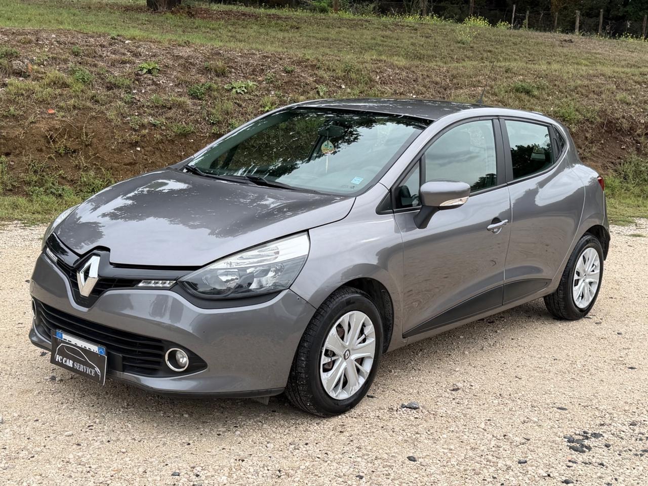 Renault Clio 1.2 75CV 5 porte Life PERMUTE RATE GARANZIA