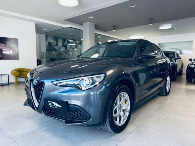 Alfa Romeo Stelvio 2.2 t Business Q4 190cv auto