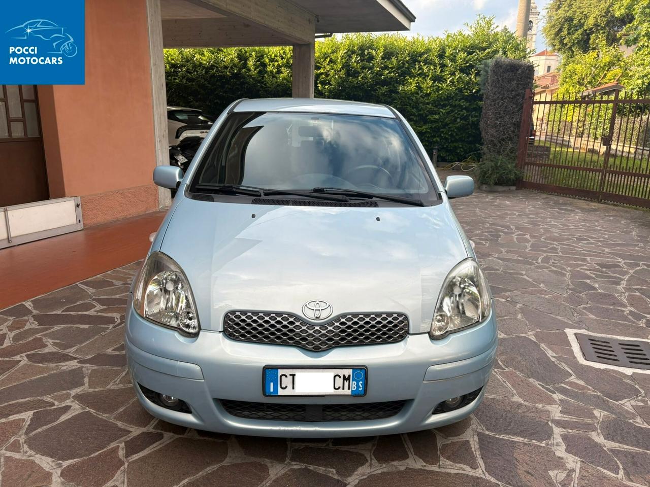 Toyota Yaris 1.0i 16V cat 5 porte Sol