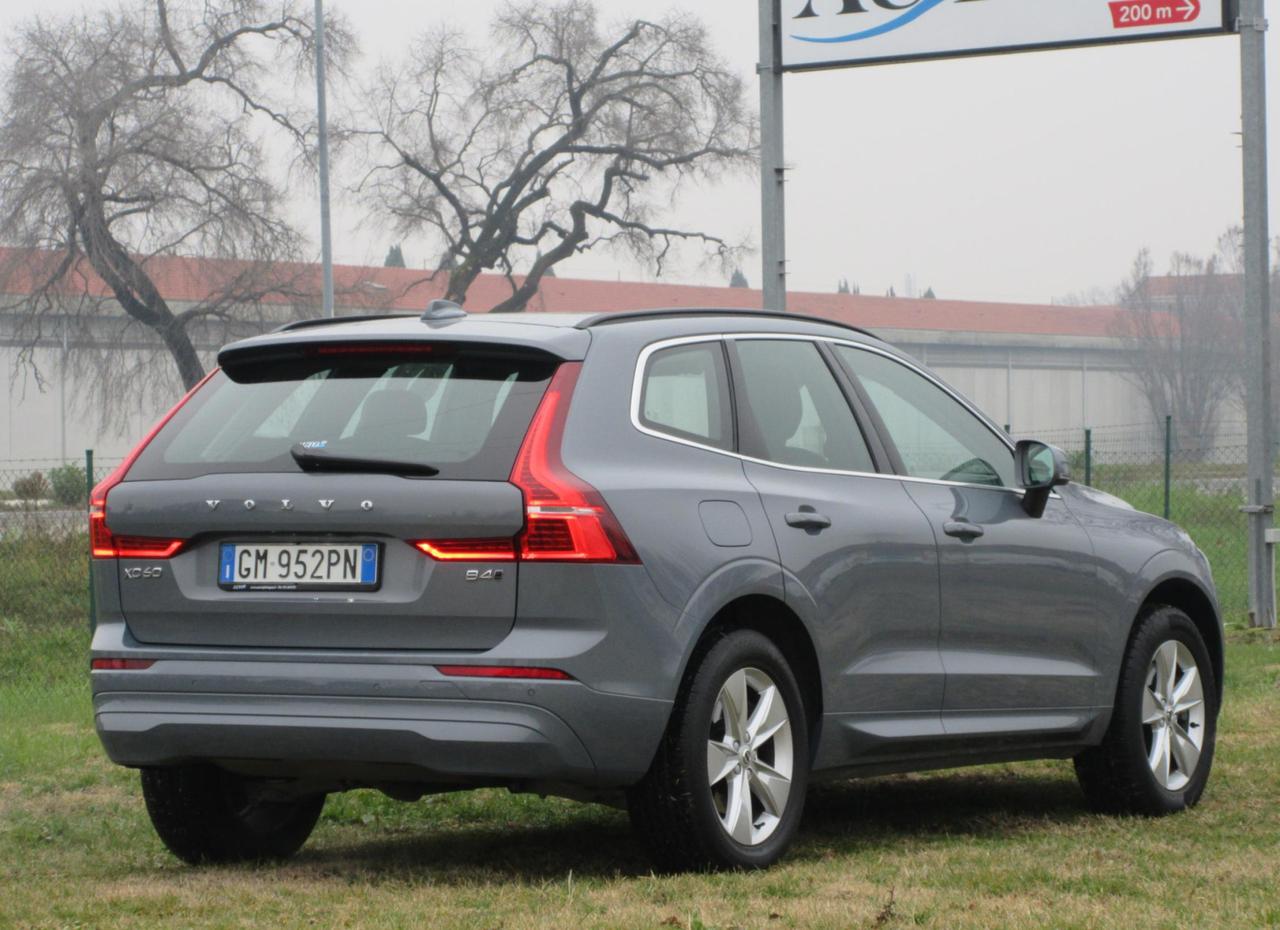 Volvo XC60 B4(d) AWD automatico Core