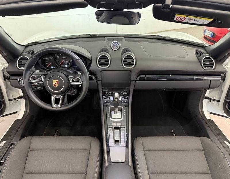 Porsche 718 2.0 Boxster T