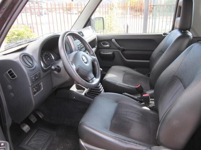 Suzuki Jimny 1.3i 16V 4WD JLX EVOLUTION NEOPATENTATI CON GANCIO TRAINO