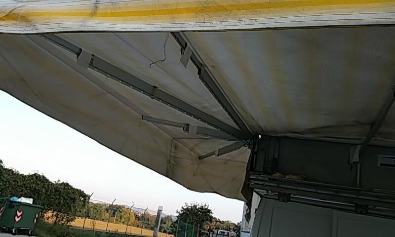 Renault Trafic 2.1 D Tenda 8 x 5 m