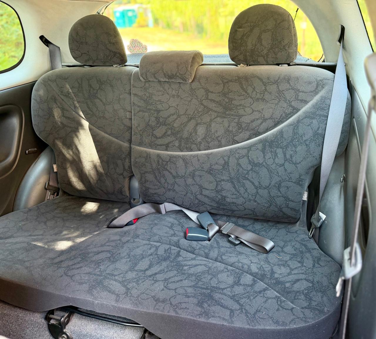 Toyota Yaris 1.0i 16V OK NEOPATENTATI ! ! !
