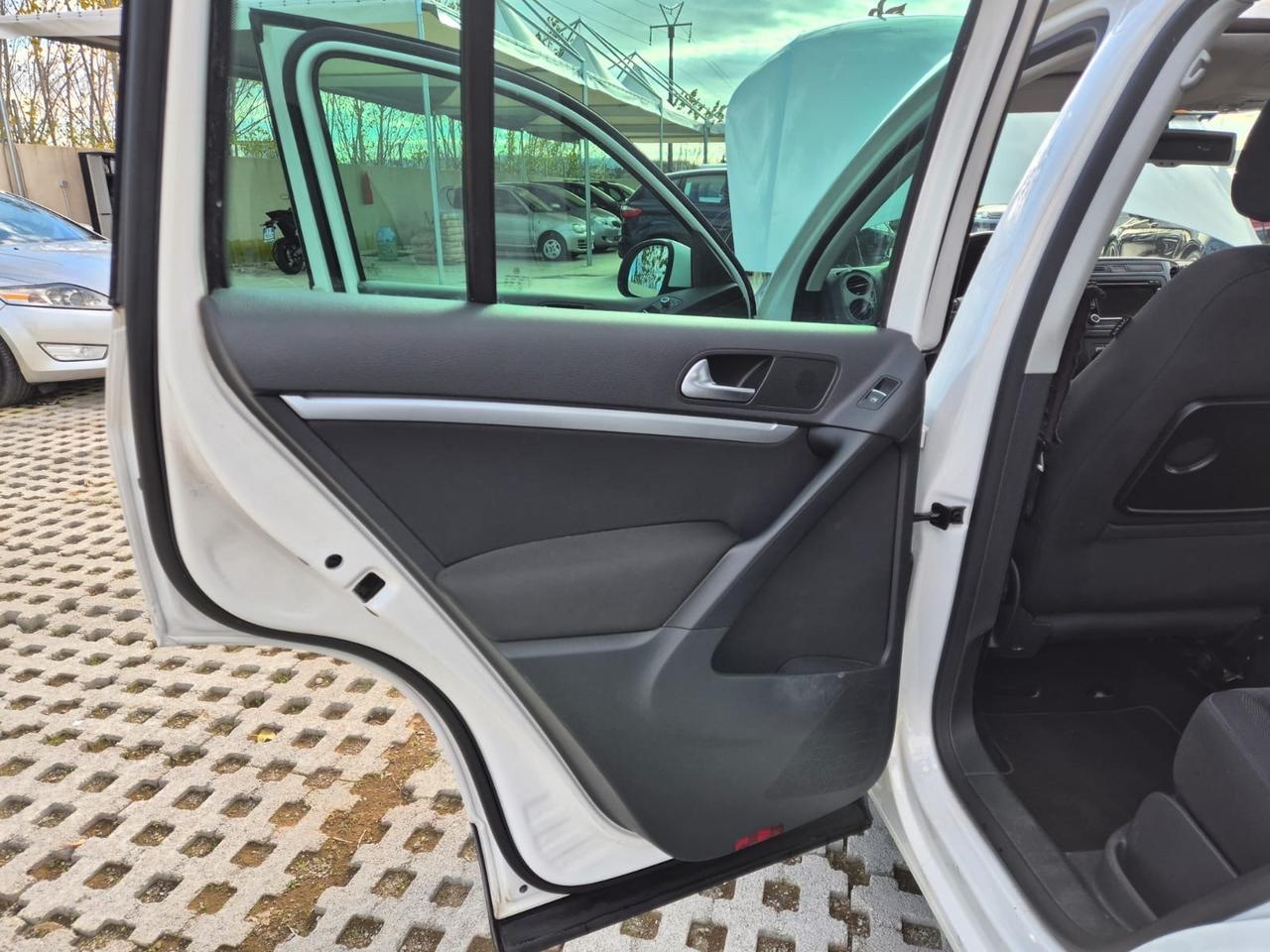 Volkswagen Tiguan 2.0 TDI 140 CV Sport & Style BlueMotion Technology