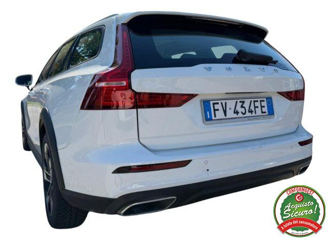 VOLVO V60 Cross Country D4 AWD Geartronic Pro