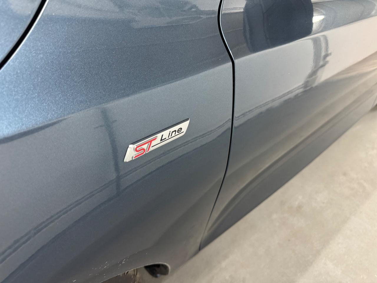 Ford Focus 1.0 Hybrid ST-Line