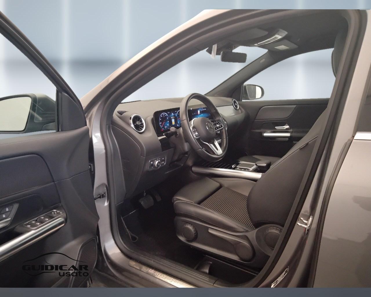 Mercedes-Benz GLA-H247 2020 - GLA 180 d Sport Plus auto