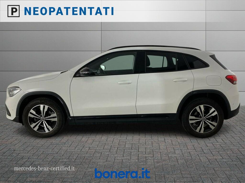 Mercedes GLA 180 180 Sport Plus 7G-DCT