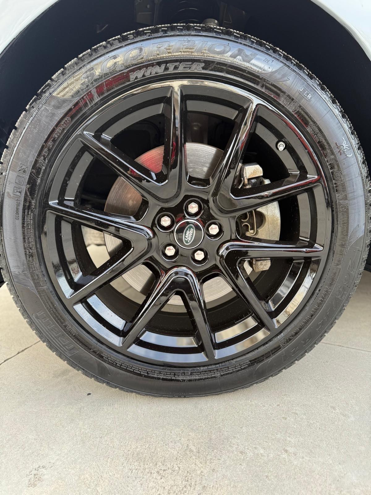 Land Rover Range Velar 3.0D l6 300 CV Dynamic SE