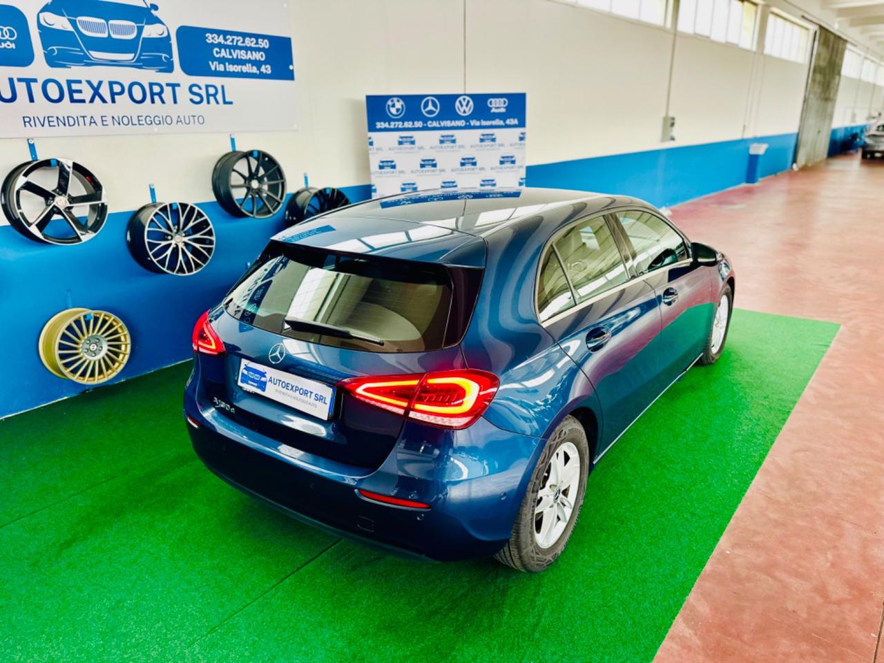 Splendida Mercedes-benz A 180/Automatic Premium2020