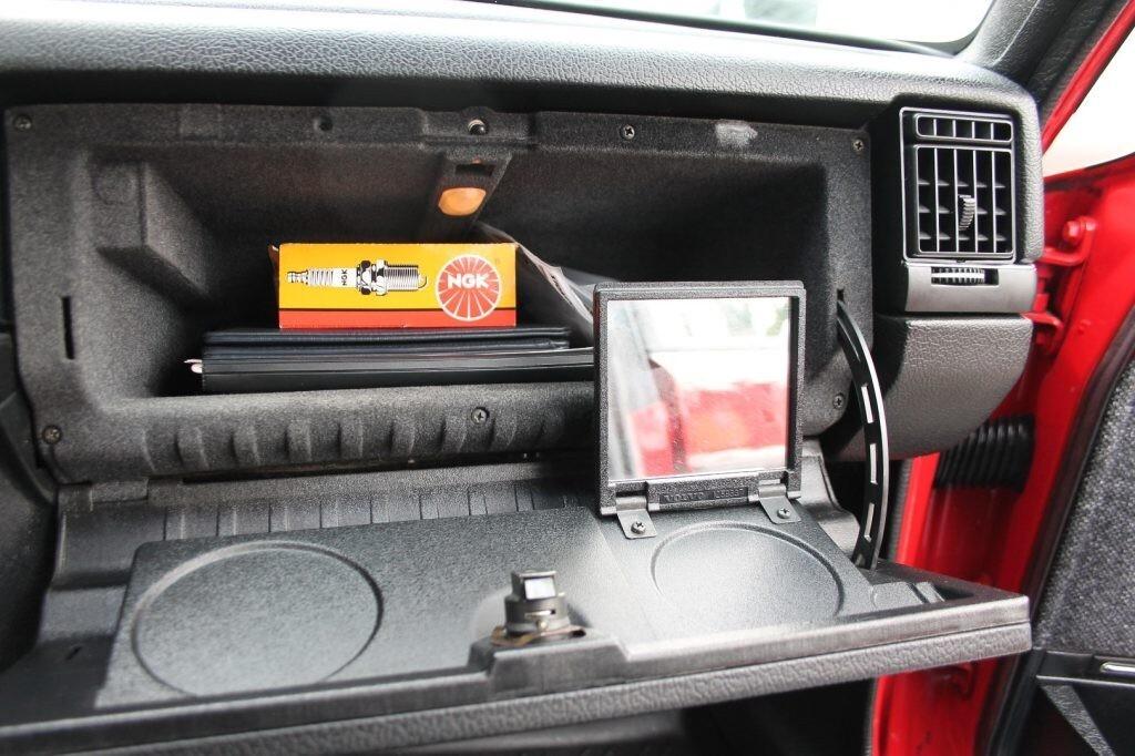 VOLVO 240 2.0 cat Station Wagon Polar