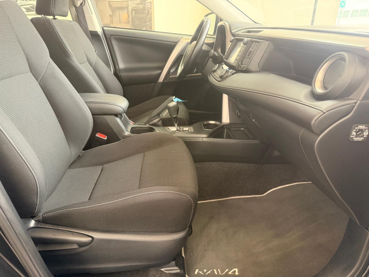 Toyota RAV 4 RAV4 2.5 Hybrid 2WD Active