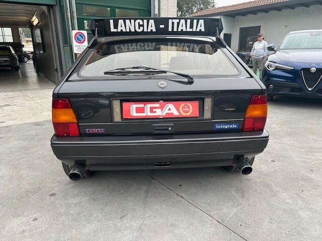 LANCIA DELTA 16V HF INTEGRALE