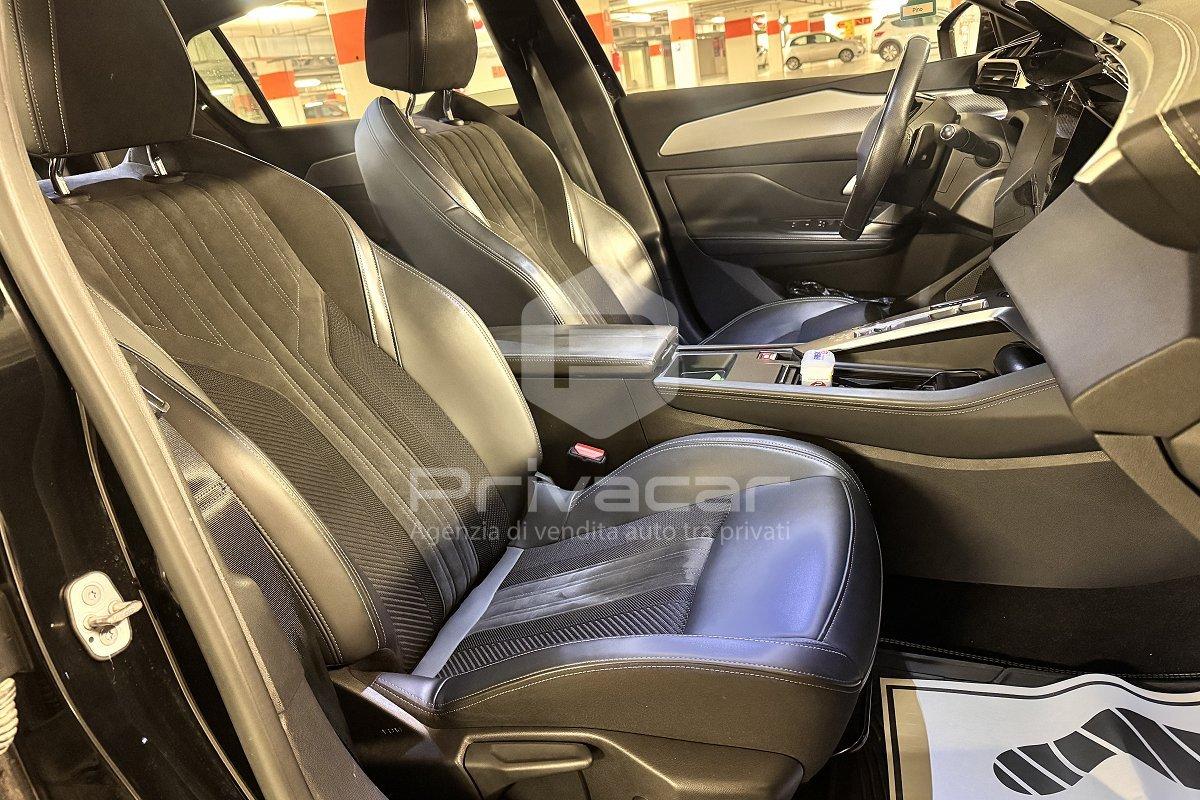 PEUGEOT 308 Plug-in Hybrid 180 e-EAT8 GT Pack