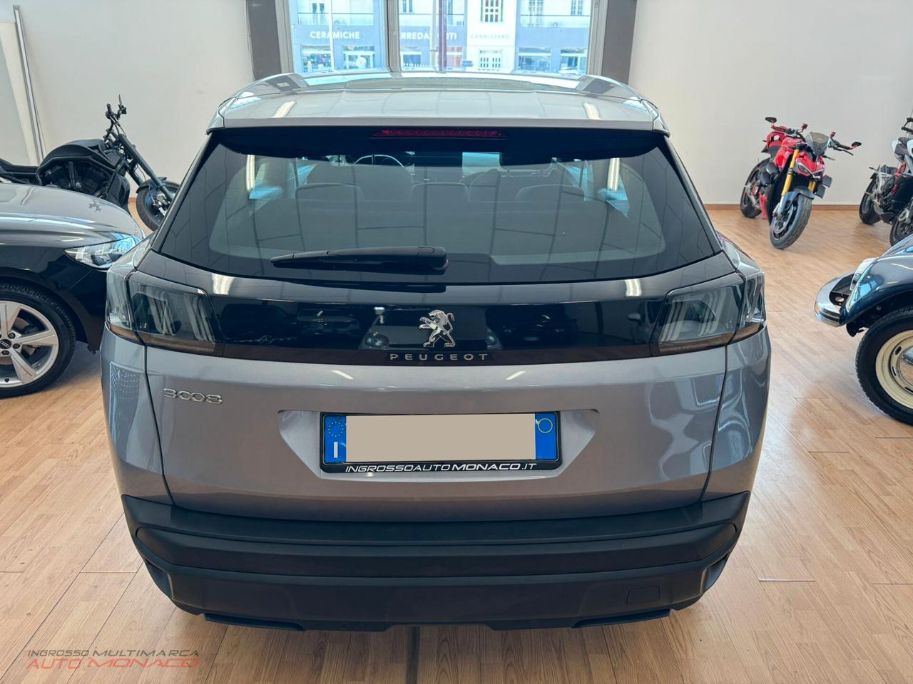 Peugeot 3008 BlueHDi 130cv EAT8 Active 2021