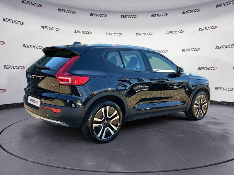 Volvo XC40 (2017-->) T2 Geartronic Momentum Pro