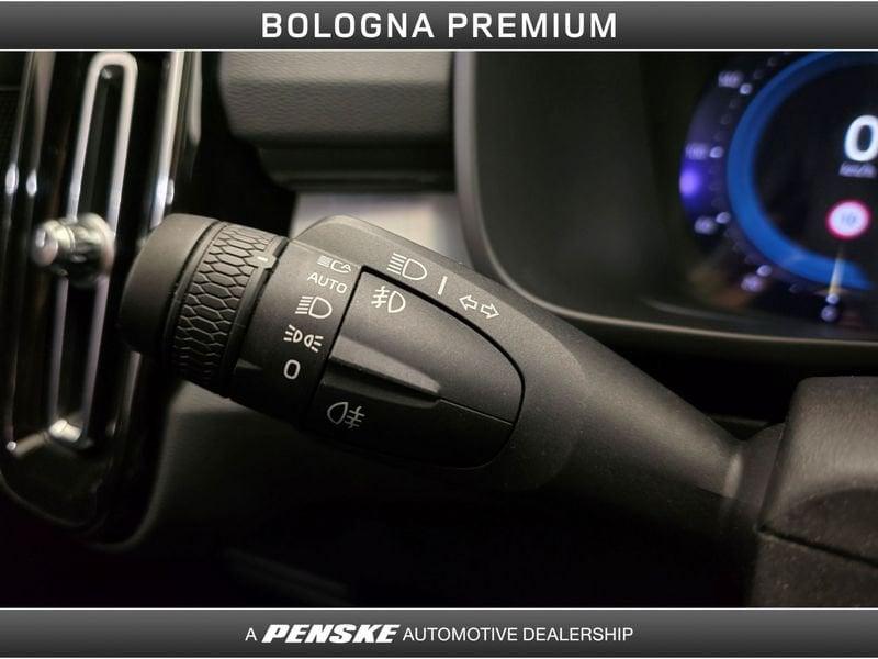 Volvo XC40 XC40 B3 automatico Core