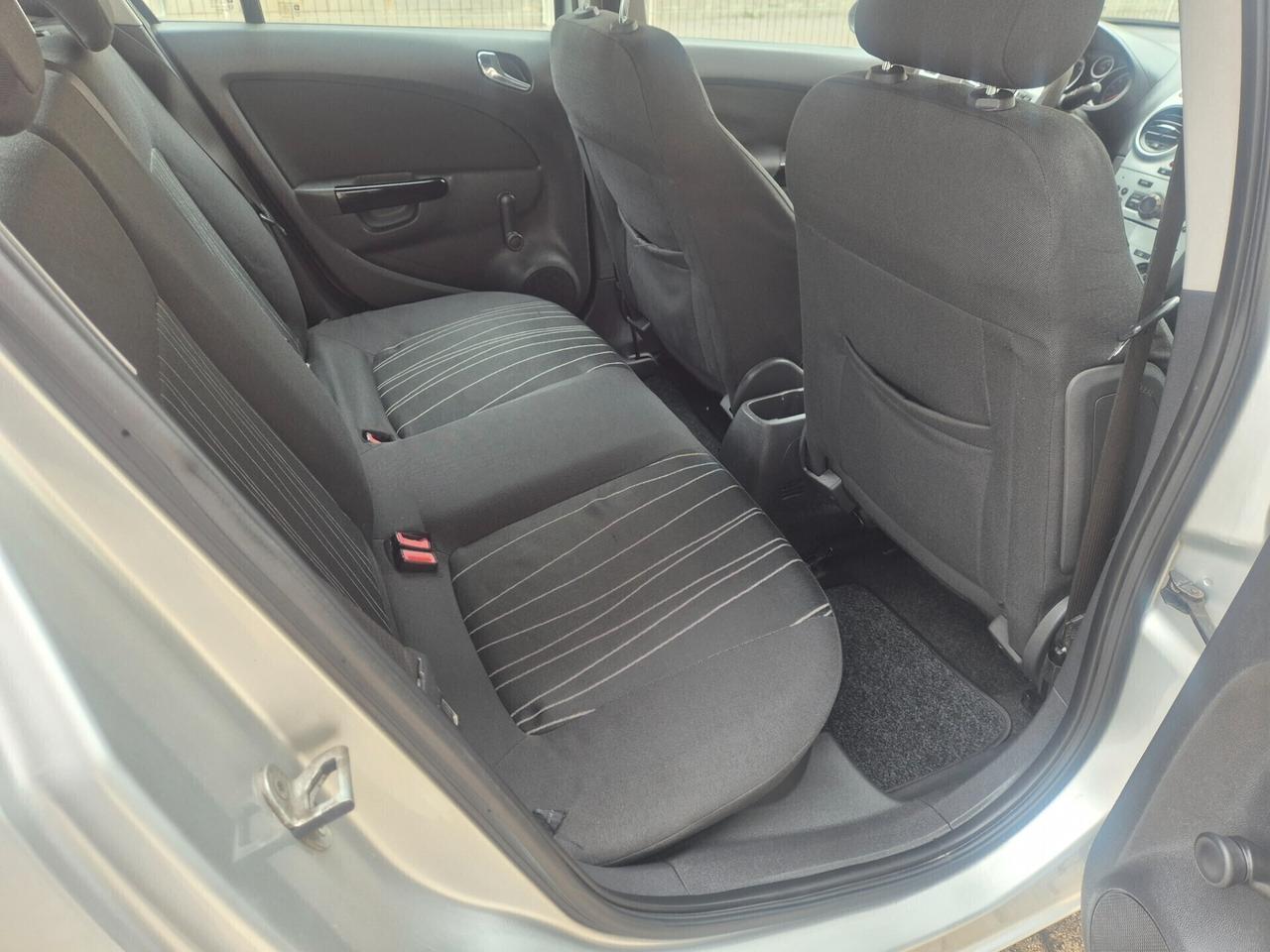 Opel Corsa 1.2 Benzina 5 porte