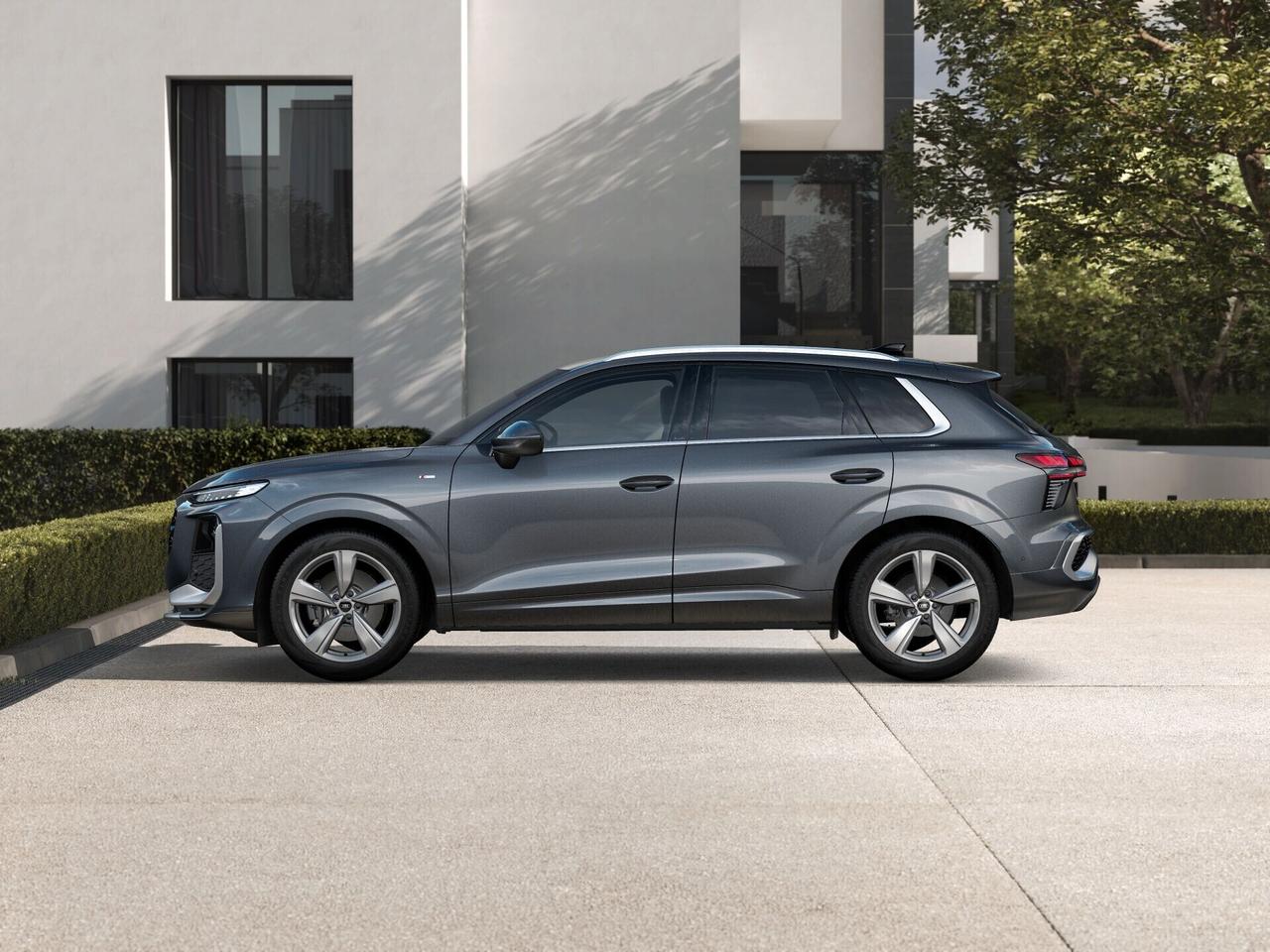 Nuova Audi Q3 35 TFSI S tronic S line edition