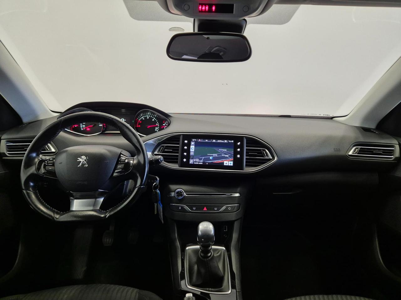 Peugeot 308 SW 1.6 bluehdi Active s&s 120cv - UNIPROPRIETARIO - NEOPATENTATI - Sens. Park - Clima