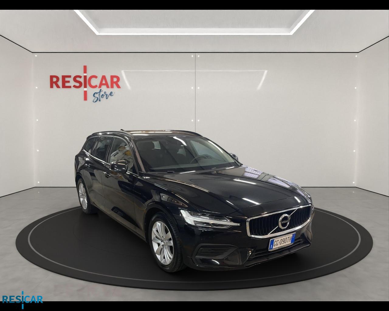 VOLVO V60 II V60 2.0 B4 Momentum Business auto