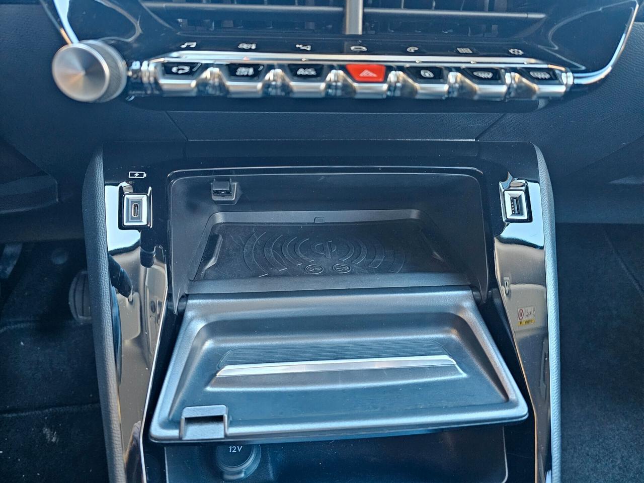 Peugeot 2008 PureTech 100 S&S Allure