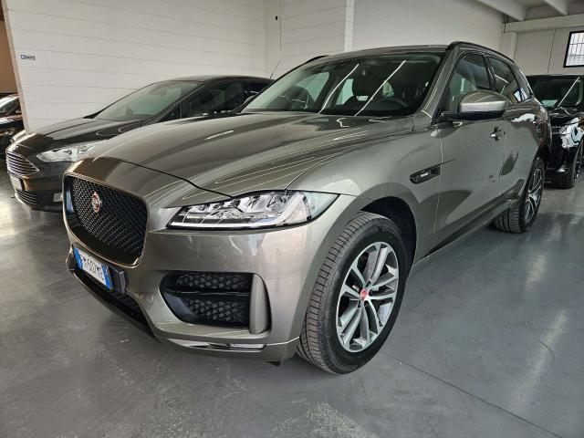 Jaguar F-Pace 2.0d i4 R-Sport240cv / Distribuzione nuova