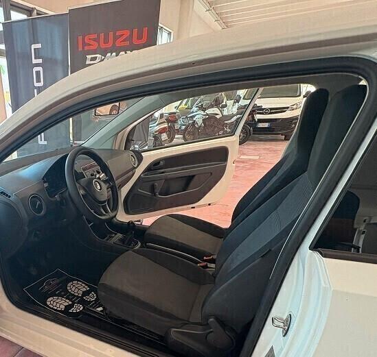 VOLKSWAGEN UP benzina 1000 CV 60 Km 155.974 X NEOPATENTATI Garanzia 12 mesi