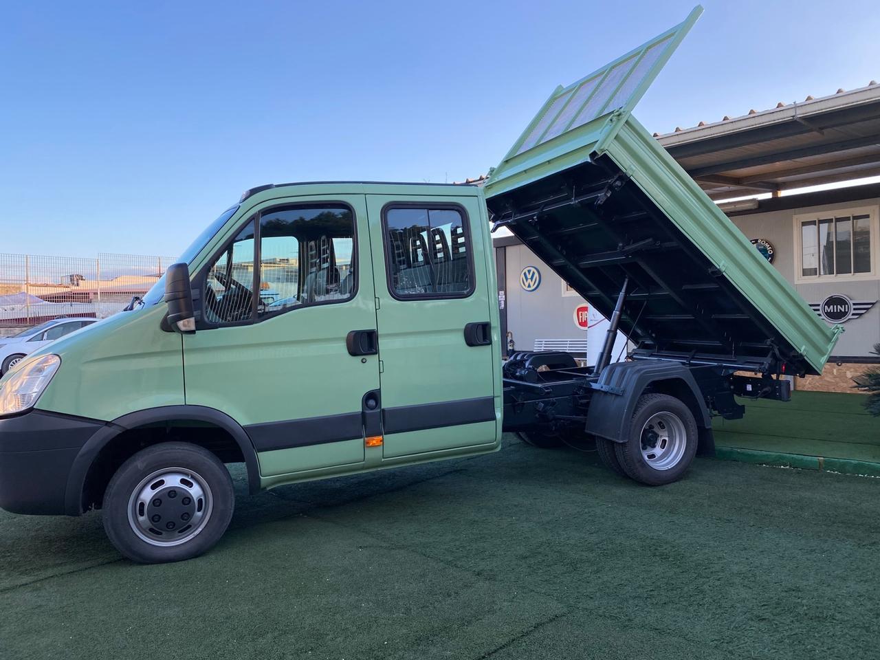 Iveco Daily 3.0-35C15 Ribaltabile Trilaterale