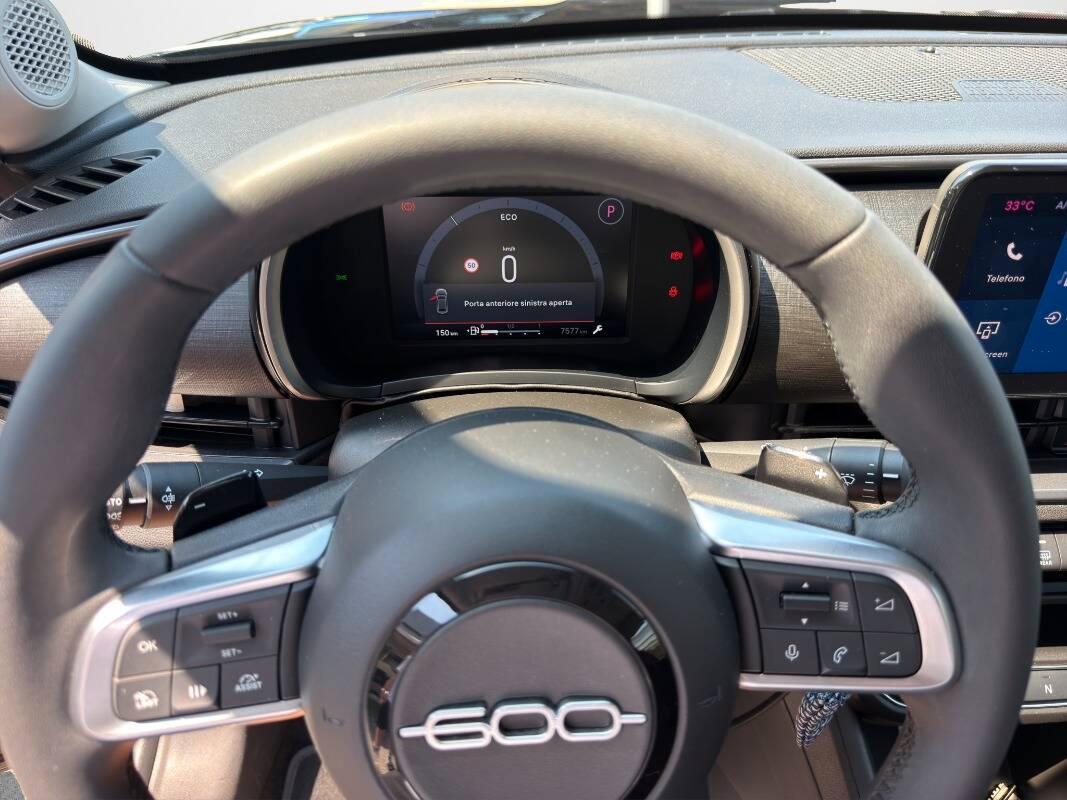 Fiat 600 1.2 hybrid Business 110cv auto