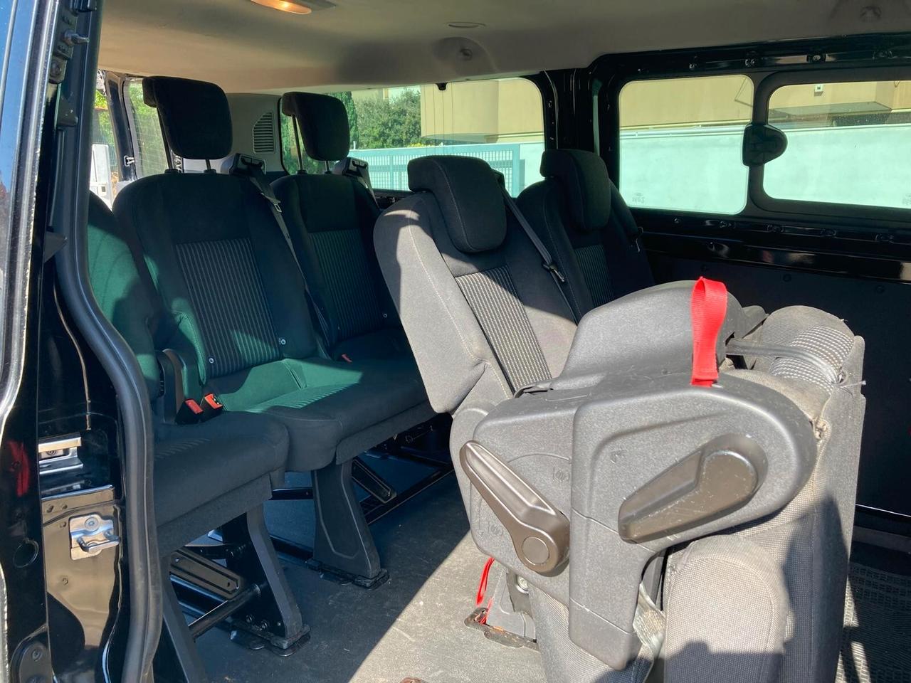 Ford Transit Custom Trasporto Persone 9 POSTI