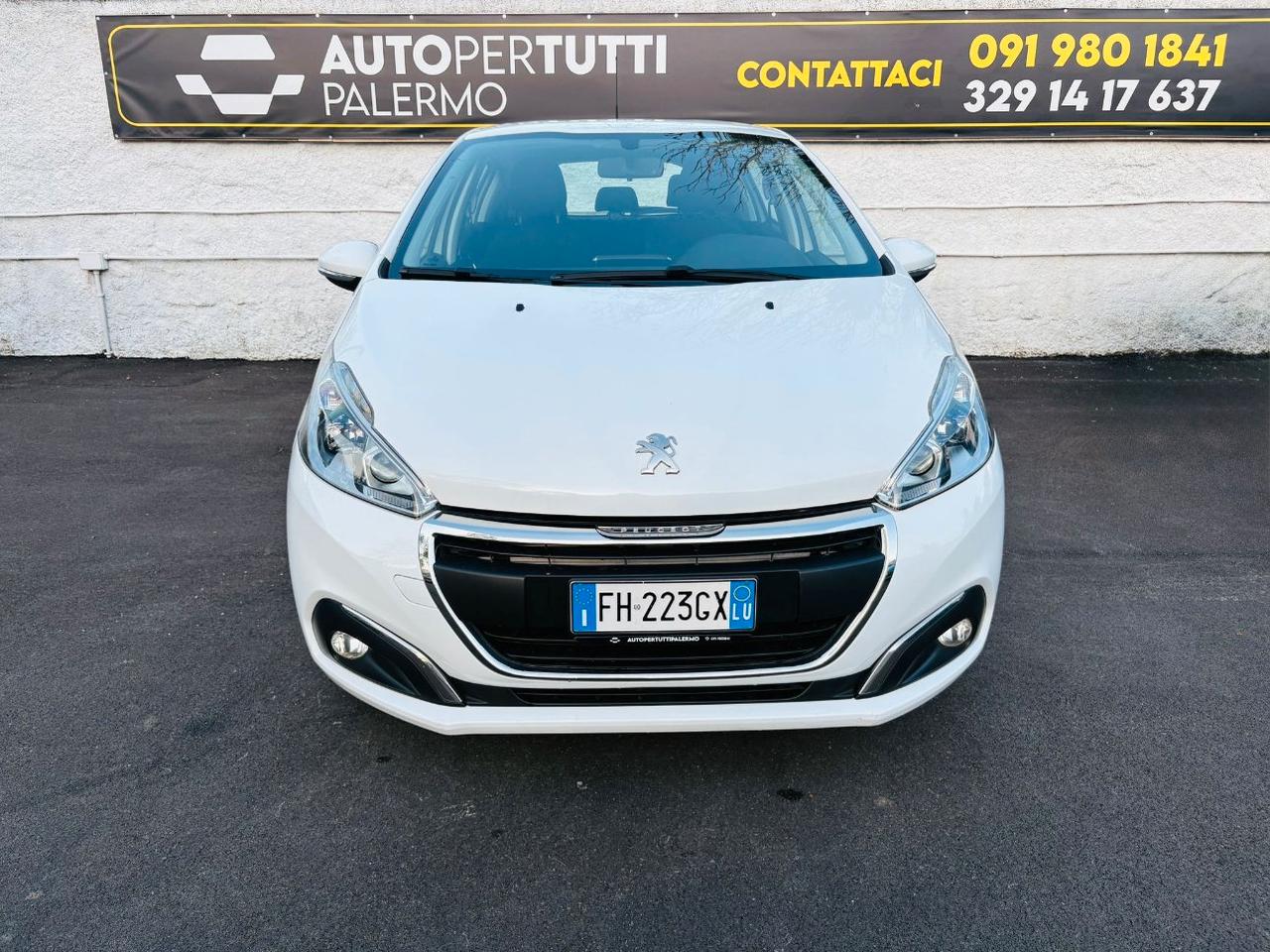 Peugeot 208 5 Porte 208 5p 1.2 puretech Active 82cv