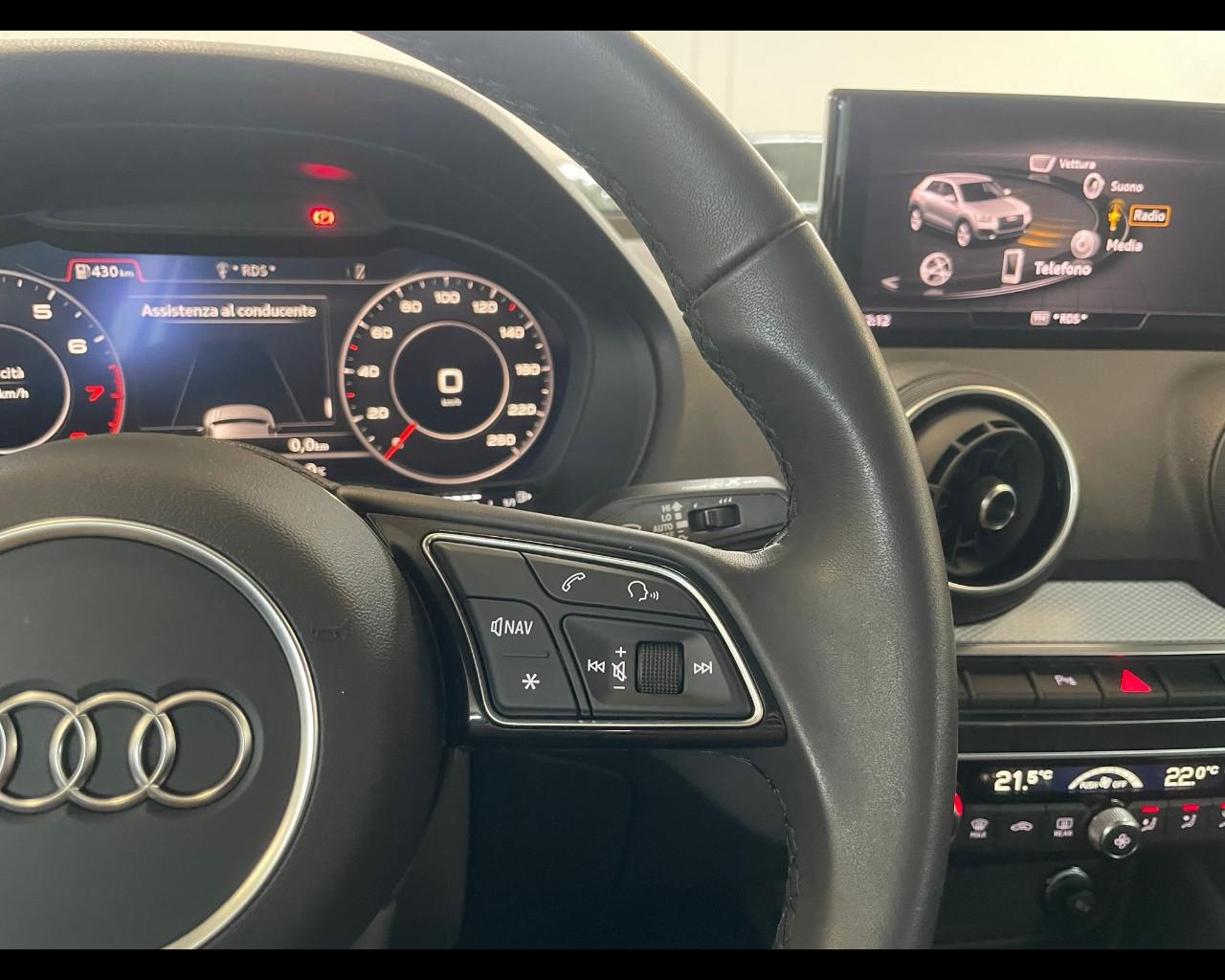AUDI Q2 - Q2 35 TFSI Business Advanced