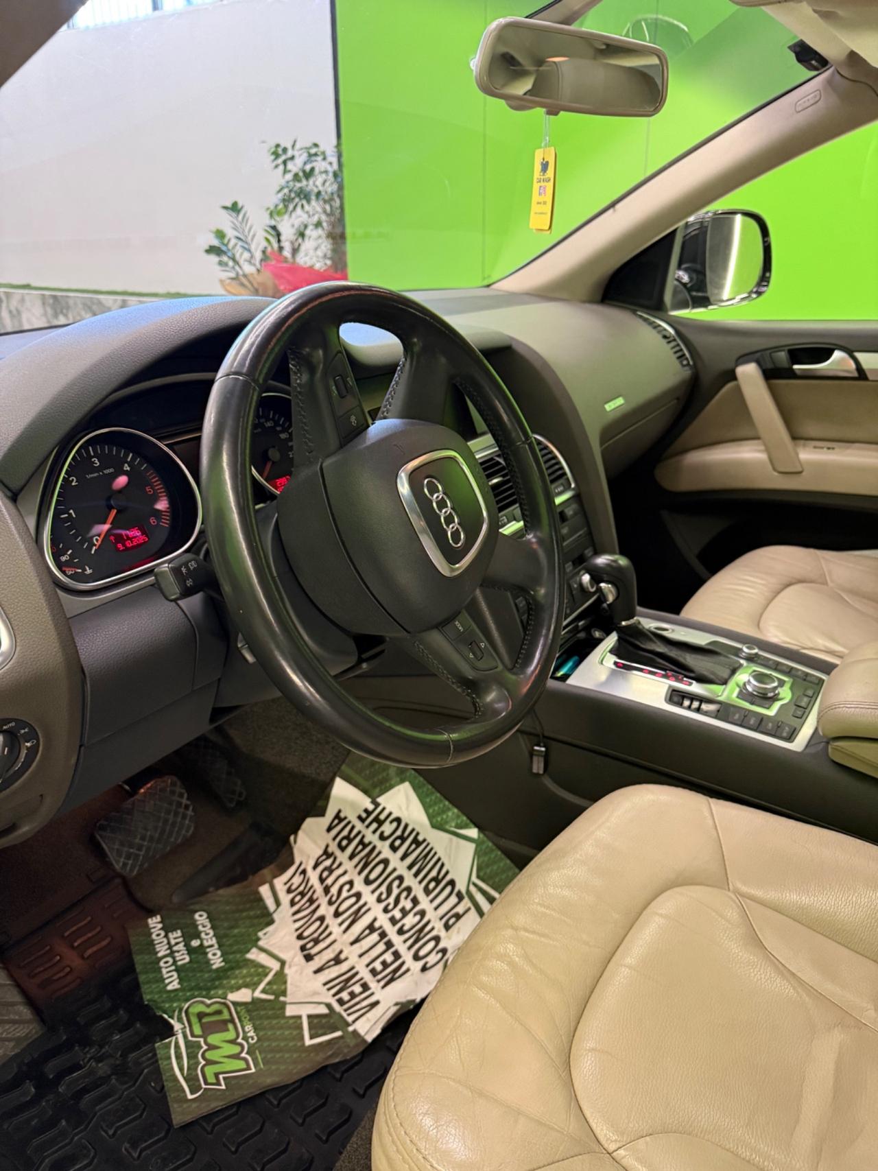 Audi Q7 3.0 V6 TDI 233CV quattro tiptronic