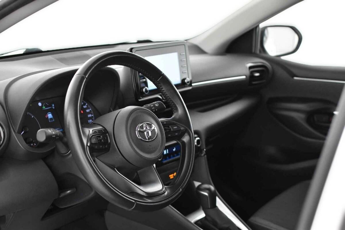 Toyota Yaris 1.5h Business