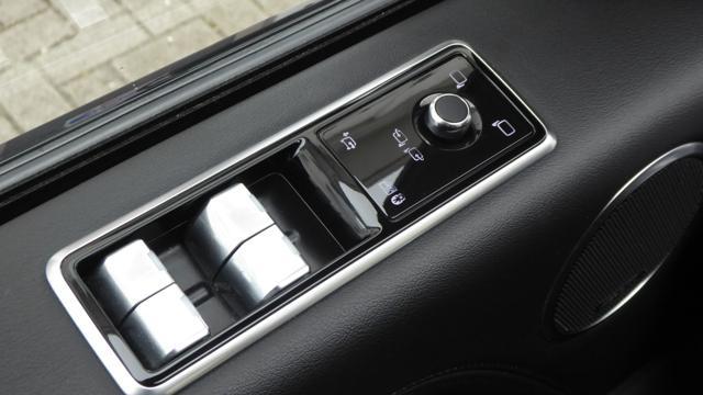 LAND ROVER Range Rover 3.0D l6 Westminster Black