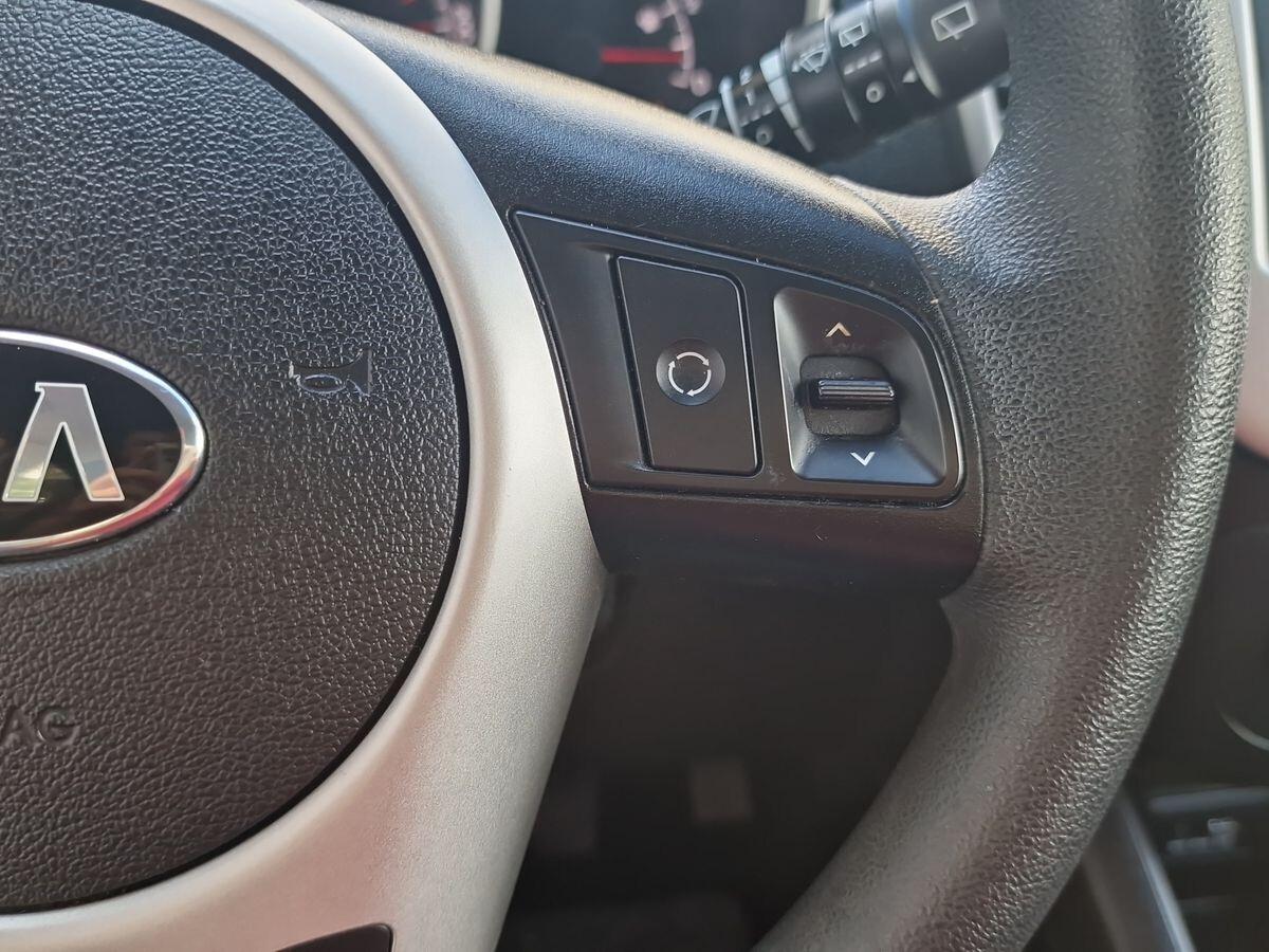 KIA VENGA 1.4 COOL