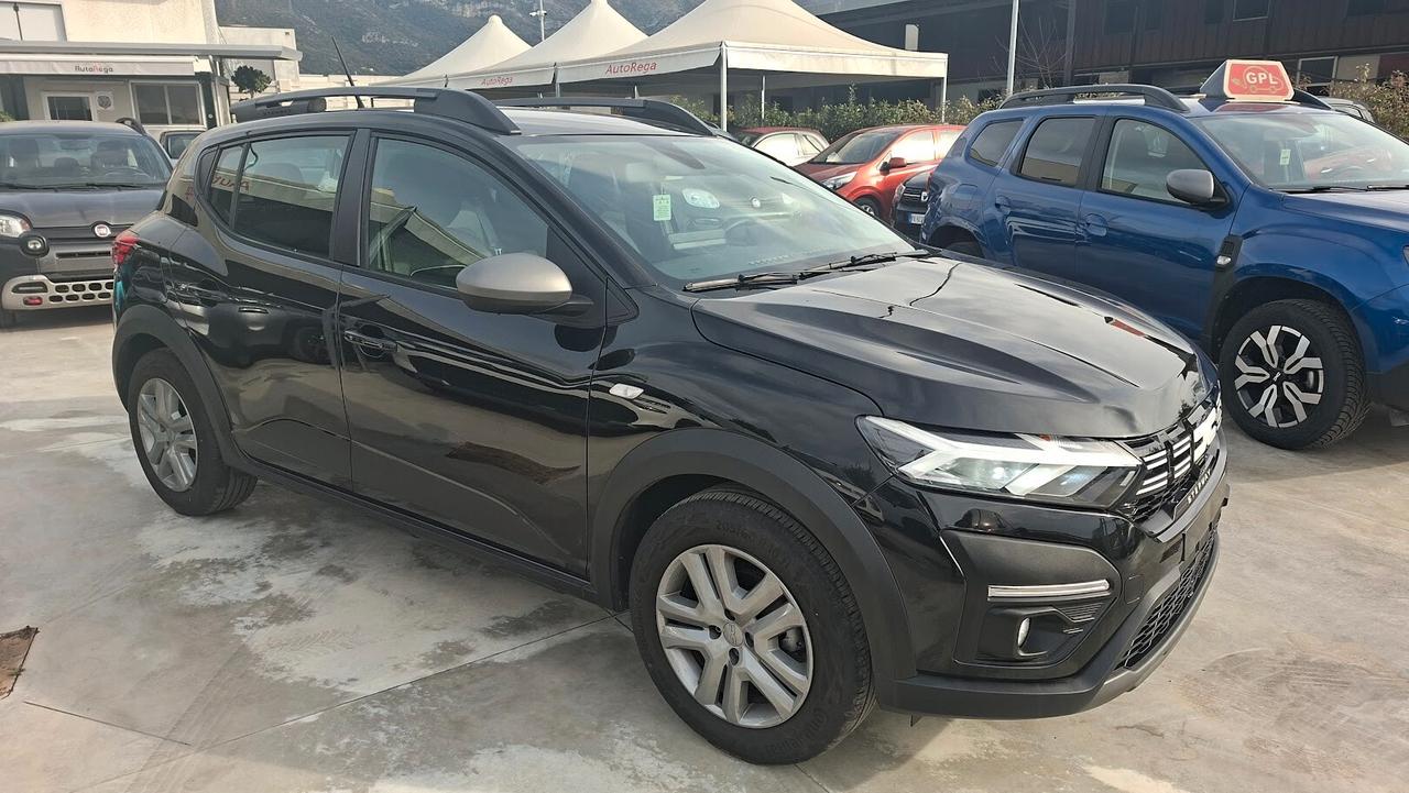 Dacia Sandero Stepway 1.0 GPL di serie 2023