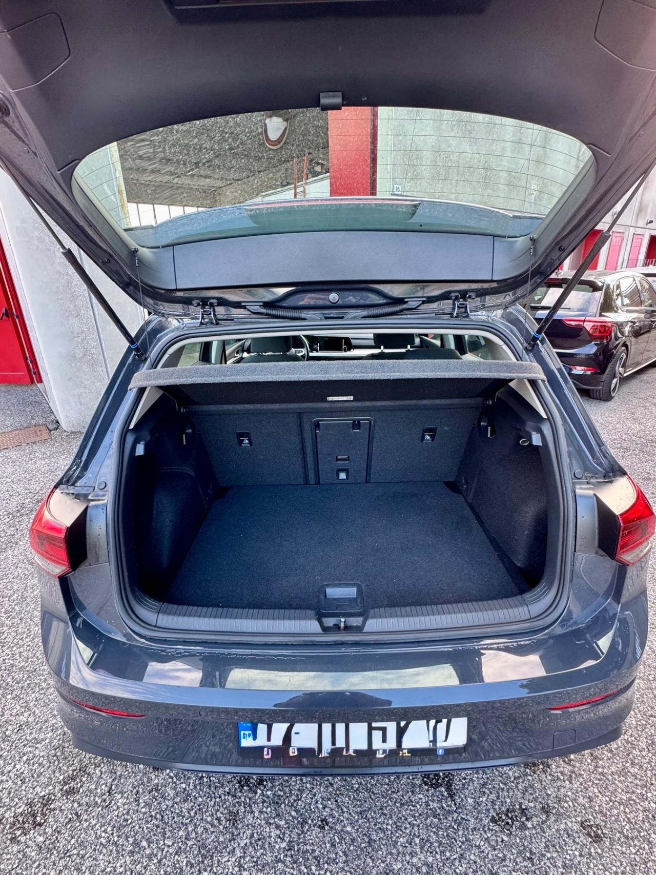 Volkswagen Golf 1.0 TSI EVO Life