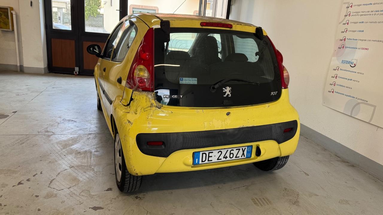 Peugeot 107 1.0 68CV 5p. Plaisir