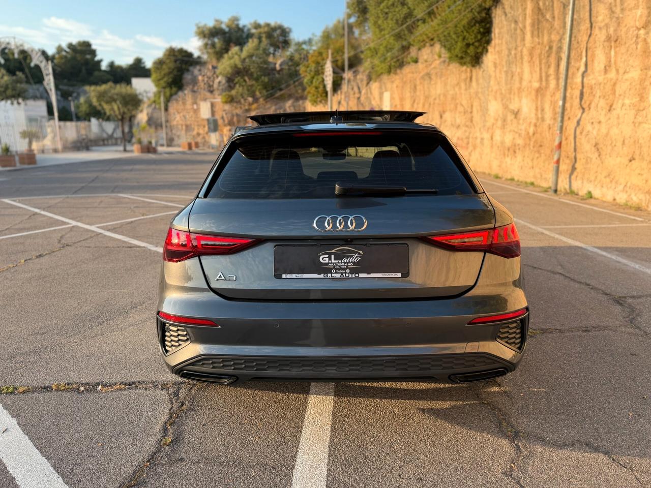 Audi A3 SPB S-LINE EDITION/2.0 116CV/TETTO/18"/LED