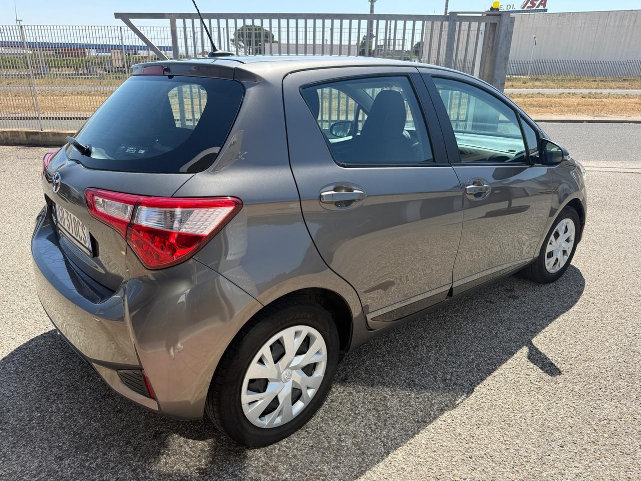 Toyota Yaris 1.0 5 porte Trend my20"