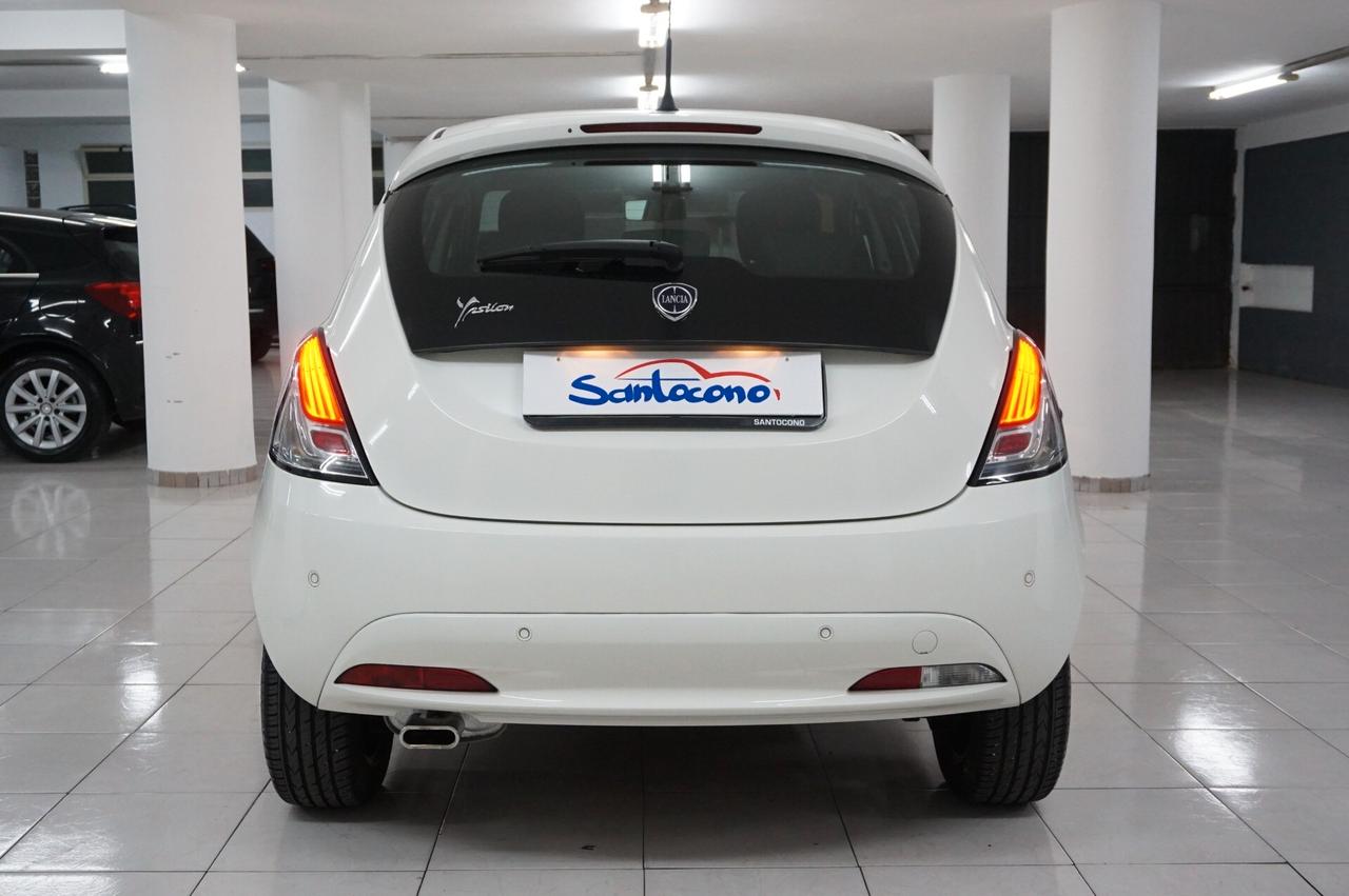 Lancia Ypsilon 1.2 69 CV 5 porte Gold