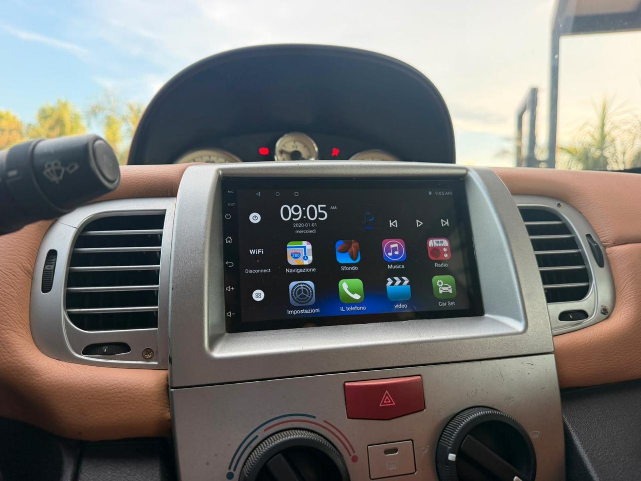 Lancia Ypsilon 1.3 MJT 75 CV Oro Bianco