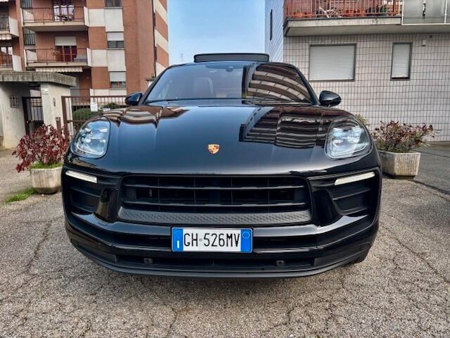 Porsche Macan 2.0 265cv PDK TETTO STRAFULL